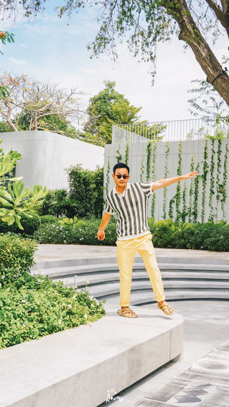 จองห้องพัก The Standard Hua Hin เดอะ สแตนดาร์ด หัวหิน โรงแรมหรูในหัวหิน ไฮแอท จองห้องพัก ราคาพิเศษ The Standard Hua Hin รีวิว เดอะ สแตนดาร์ด หัวหิน Beachfront views, lush gardens, and Michelin recognition. Summer in Hua Hin starts here. Enjoy summer by the sea with perks at one of world’s best hotels by Travel + Leisure Escape to The Standard Hua Hin, a chic beachfront resort with private villas, big rooms, a lush pool, spa, café, restaurants, nightlife and so much more.