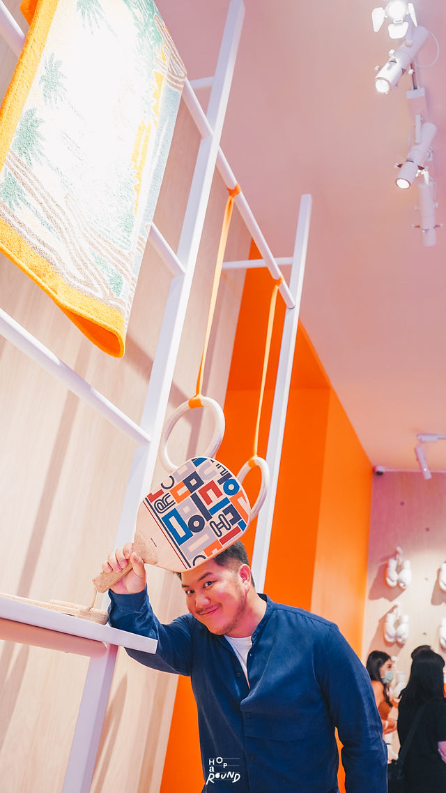 Hermès Fit สนุกสนานในจักรวาลสีส้ม Interactive Sports Universe Hermes centralwOrld Sport Exhibition Activities แอร์เมส รีวิว งาน Hermes fit ออกกำลังกาย กับ Hermes กรุงเทพ Let's Hop Around ฮ็อปอะราวด์ Hoparound.co Furst Cake
