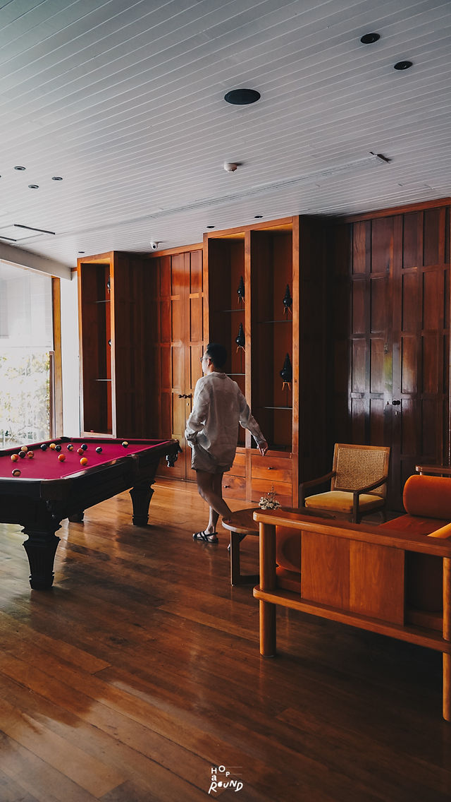 THE SURIN Phuket รีวิวเดอะ สุรินทร์ ภูเก็ต รีสอร์ทห้าดาวในกลุ่ม Design Hotels ตั้งอยู่บน Pansea Beach review รีสอร์ทน่าพักในภูเก็ต Best Resort in Phuket Luxury beach resort in Phuket The Surin Phuket Hotel review resort review best luxury resort hotel in phuket thailand best hotel in thailand in phuket hoparound.co Let's Hoparound www.hoparound.co the surin design hotel Ed Tuttle The Surin Phuket สวรรค์สีครามกับตำนานแห่งดีไซน์