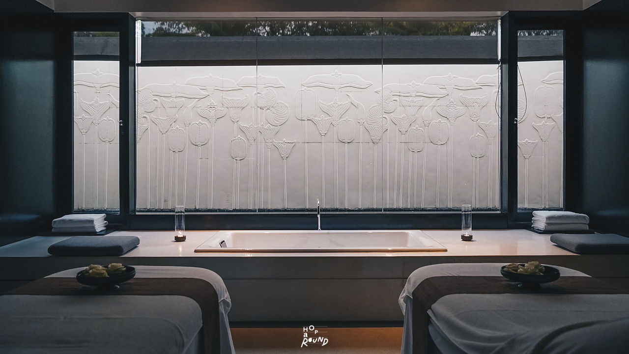 Amansara รีวิวอมันสรา เสียมเรียบ กัมพูชา Amansara: Closer to home ยลนครวัดแบบ Ultra-Exclusive กับข้อเสนอสุดพิเศษที่ hoparound.co เท่านั้น Best rate ลดราคา รีวิวอมันสรา amansara ราคาคนไทย อมันสรา โปรโมชั่น โปรคนไทย thai rate รีวิว รีวิวโรงแรมในกัมพูชา รีวิวรีสอร์ท รีวิวเสียมราฐ เสียมเรียบ นอนไหนดี ที่พักในเสียมเรียบ AMANSARA AMANOI AMAN RESORTS AMAN BRAND AMANSARA AMANSARA เที่ยวเสียมเรียบ เสียมราฐ เมืองเสียมราฐ โรงแรมน่าพัก รีวิวรีสอร์ท รีวิวอมัน เสียมราฐ โปรโมชั่น โรงแรม โปรโมชั่นรีสอร์ท