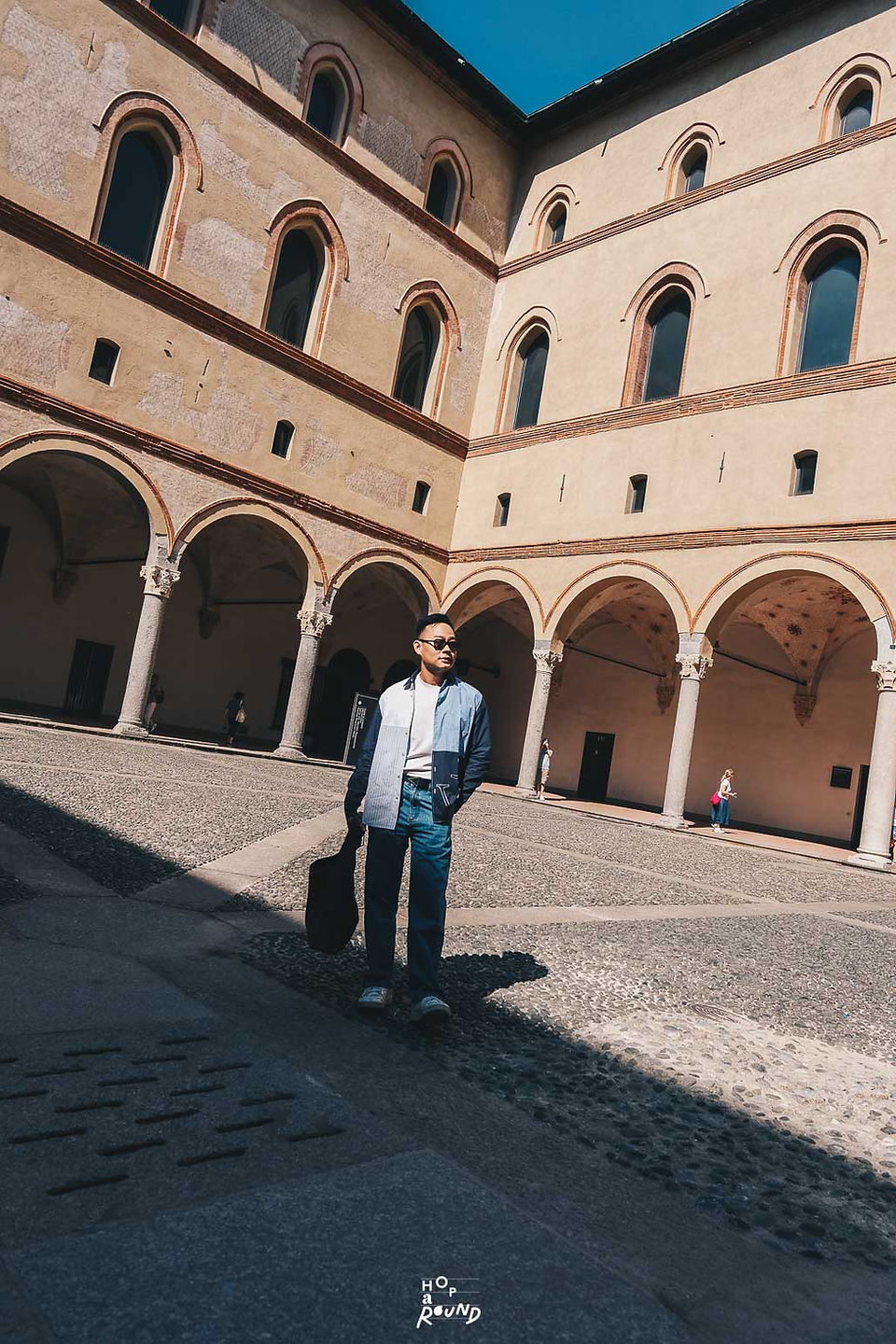 Sforzesco Castle (Castello Sforzesco) แพลนเที่ยวมิลาน อิตาลี รวมที่เที่ยว มิลาน Milan Italy อัพเดทล่าสุด Milan Calling Must Visit in Milan เที่ยว มิลาน เมืองหลวงแห่งดีไซน์ที่เต็มไปด้วยแรงบันดาลใจ ย่านโลคอลมิลาน เที่ยวมิลานด้วยตัวเอง แนะนำมิลาน ร้านอาหารมิลาน ร้านคาเฟ่มิลาน ช้อปปิ้ง มิลาน Milan Shopping
