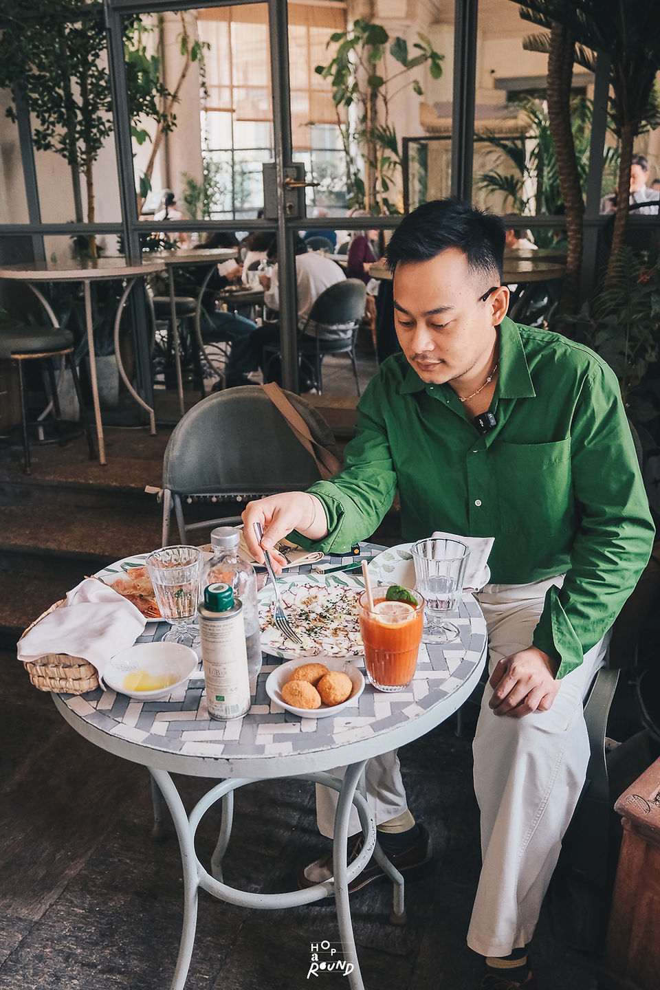 LùBar แพลนเที่ยวมิลาน อิตาลี รวมที่เที่ยว มิลาน Milan Italy อัพเดทล่าสุด Milan Calling Must Visit in Milan เที่ยว มิลาน เมืองหลวงแห่งดีไซน์ที่เต็มไปด้วยแรงบันดาลใจ ย่านโลคอลมิลาน เที่ยวมิลานด้วยตัวเอง แนะนำมิลาน ร้านอาหารมิลาน ร้านคาเฟ่มิลาน ช้อปปิ้ง มิลาน Milan Shopping