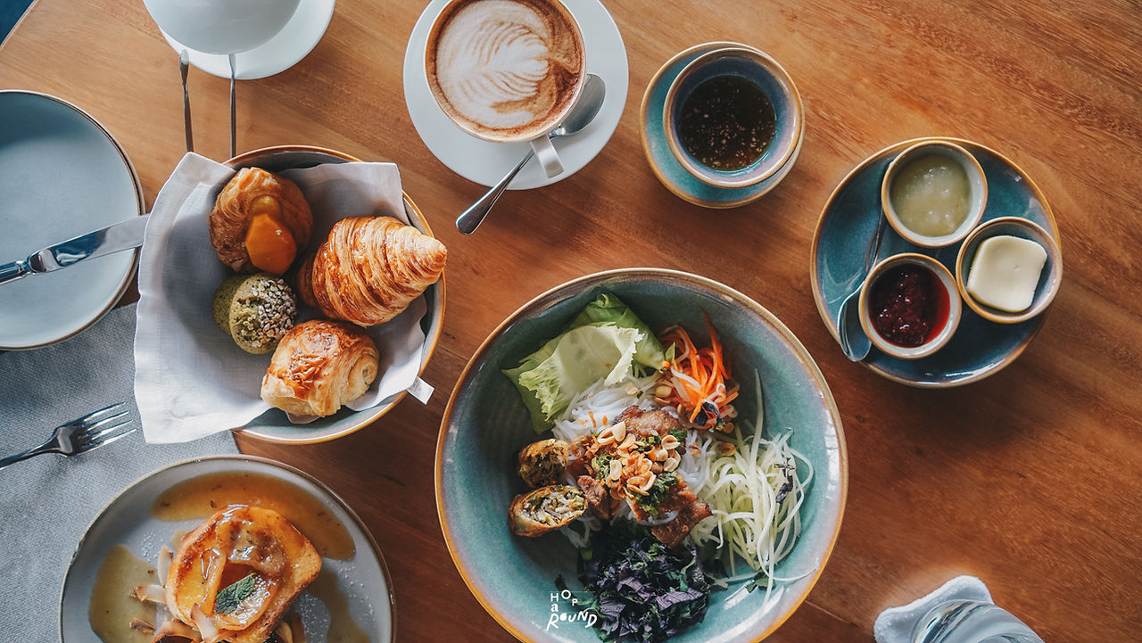 Afternoon Tea รีวิว Amanoi โปรโมชั่น Amanoi ราคาคนไทย อมันนอย ราคาพิเศษ Amanoi Discover exclusive packages on offer at Amanoi in Ninh Thuan, Vietnam. Exclusive trips รีสอร์ทน่าพักในเวียดนาม Luxury Resort Aman Resort Review วิธีไป Amanoi ก ไฟลท์บินไปญาจาง บินไปญาจาง amanoi vietnam Overlooking Vinh Hy Bay Aman Resorts รีสอร์ทหรูเวียดนาม Thai Resident Rate Amanoi