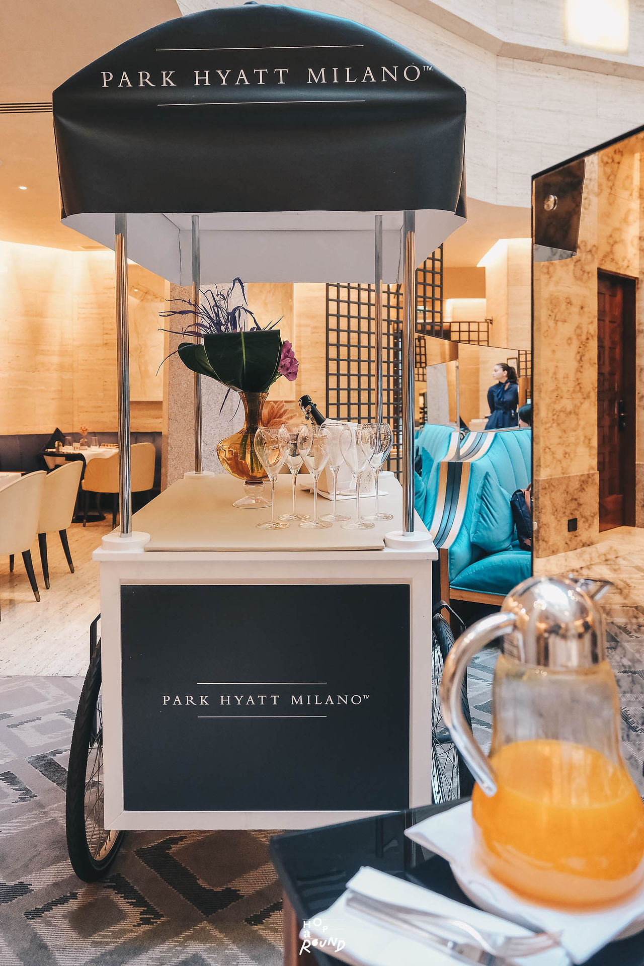 รีวิวห้องพักโรงแรม Park Hyatt Milano การตกแต่งห้องสวีทด้วยหิน Travertine สไตล์ Quiet Luxury รีวิวโรงแรมที่พักสวยในมิลานที่เน้นความประณีตและสงบเงียบ เที่ยวมิลาน ทริปมิลาน แพลนเที่ยวมิลาน milan luxury hotel world of hyatt park hyatt milan