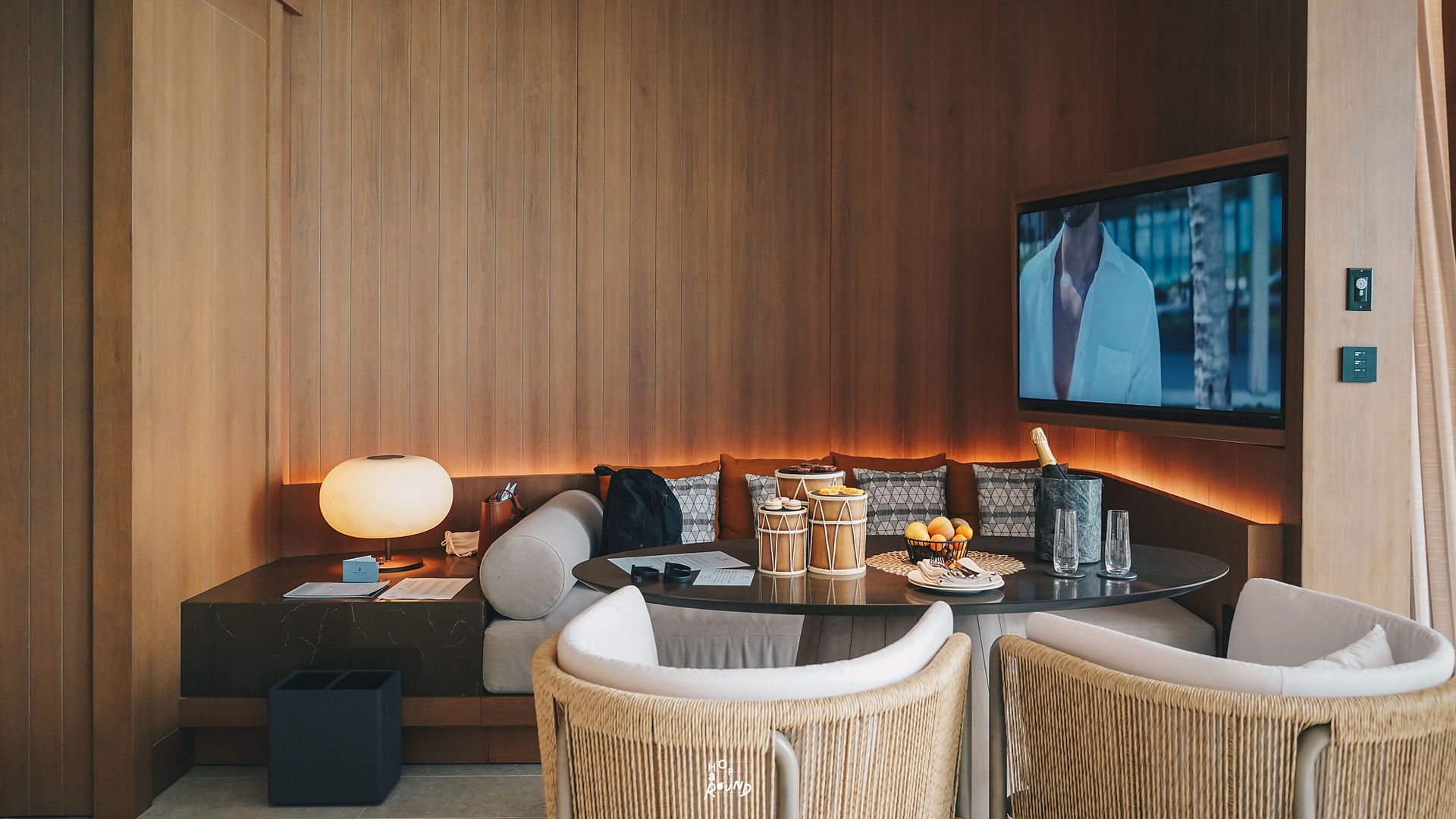 The Ritz-Carlton Maldives, Fari Islands review รีวิว เดอะ ริทซ์-คาร์ลตัน มัลดีฟส์ หมู่เกาะฟารี รีวิวโรงแรมในมัลดีฟ ที่พักในมัลดีฟส์ โรงแรมหรู hotel review เดอะริทซ์-คาร์ลตัน มัลดีฟส์ หมู่เกาะฟารี capella maldives patina maldives fari village island เที่ยวมัลดีฟส์ high season maldives Best time to go to Maldives