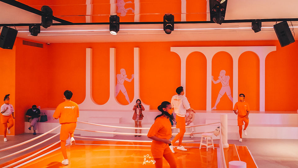 Hermès Fit สนุกสนานในจักรวาลสีส้ม Interactive Sports Universe Hermes centralwOrld Sport Exhibition Activities แอร์เมส รีวิว งาน Hermes fit ออกกำลังกาย กับ Hermes กรุงเทพ Let's Hop Around ฮ็อปอะราวด์ Hoparound.co Furst Cake