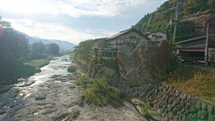 Yamadera, "le temple de la montagne"