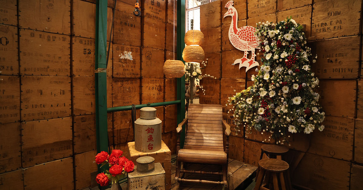 Nookyoog-the-oldest-tea-shop-in-Thailand.jpg
