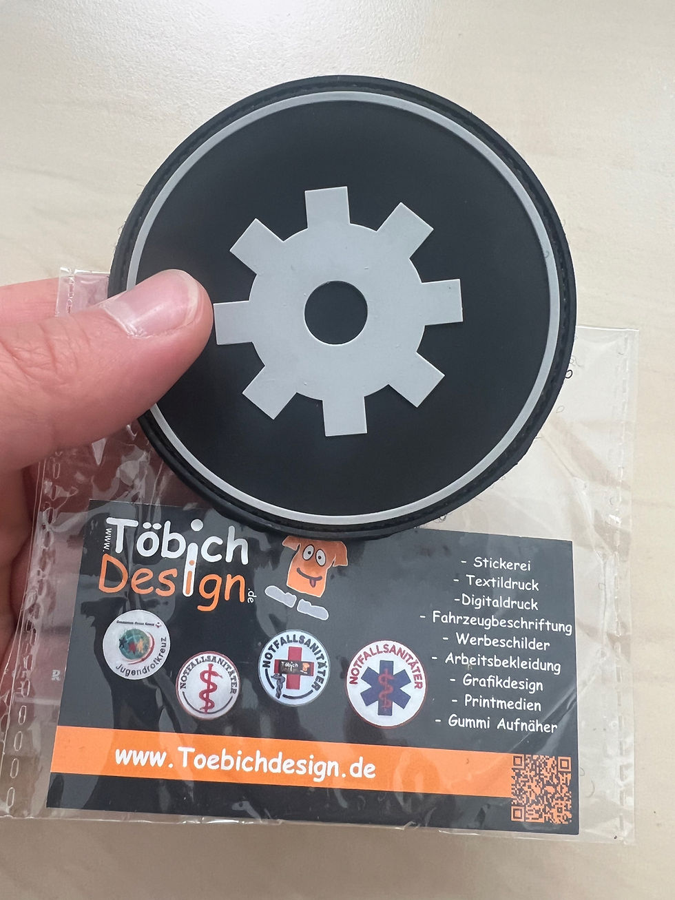 Miniaturbild: Fachdienstabzeichen Technik und Arbeitssicherheit DRK Gummi Patch 3d