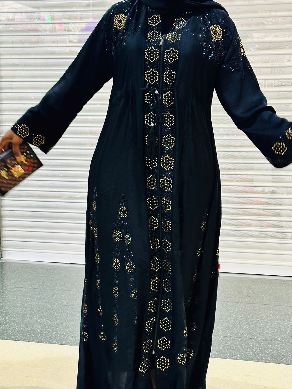 Thumbnail: Yasmina abaya