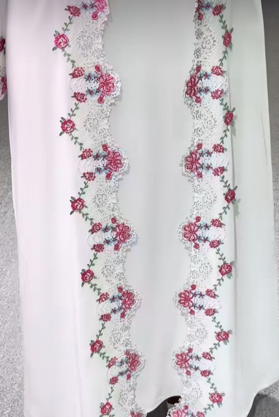 Thumbnail: Flower abaya 