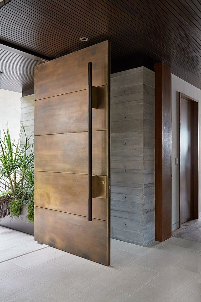 THE BRONZE STRIPED DOOR