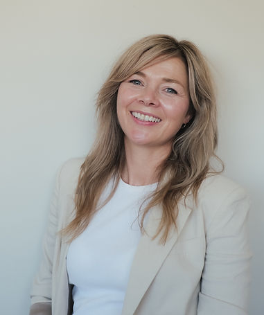 a professional portrait of psychotherapist siv hertling of the knightsbridge practice team