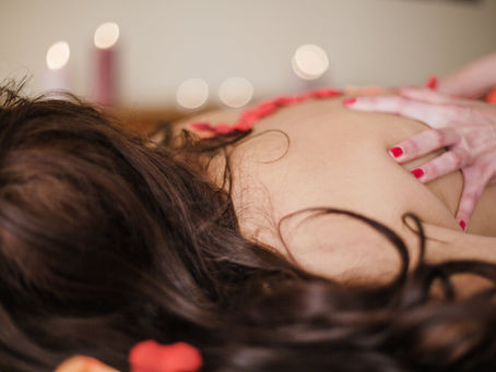 What to Know Before Visiting a Massage Parlour Offering Erotic Services in Bangalore