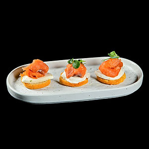 12. BRUSCHETTE SAKE AFFUMICATO