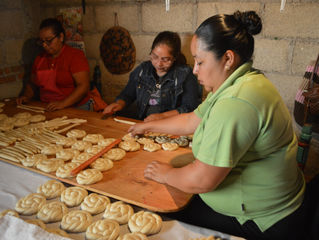 Pan artesanal el más vendido en celebración de Día Muertos