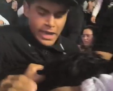 Violencia en la Feria del Caballo: agreden a reportera en el palenque de Texcoco