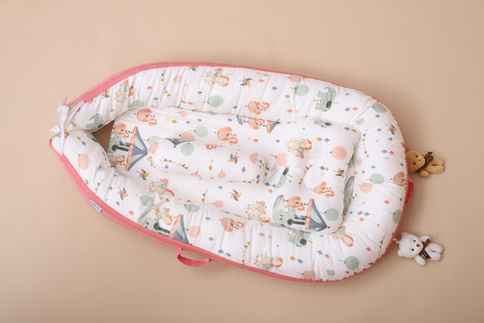 Merry Go Round LUNA Baby Nest