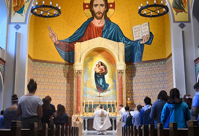 worship2_edited.jpg