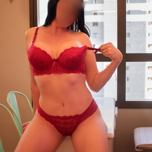 Geovana Mendes - Acompanhantes Curitiba