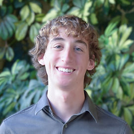 Headshot_Joshua_Mendoza.jpg