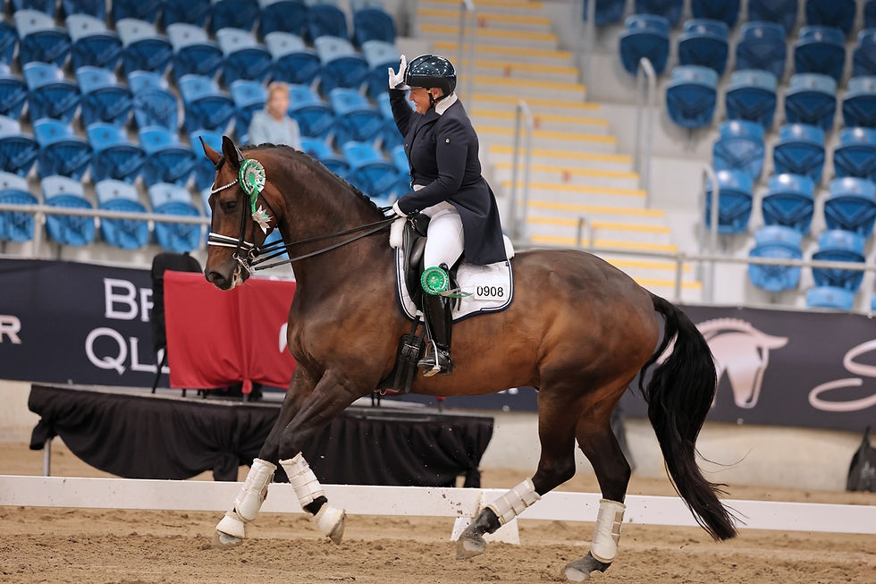ABOVE: Intermediate I CDI winner Robyne Smith and Lord Larry. Picture: DEREK O’LEARY