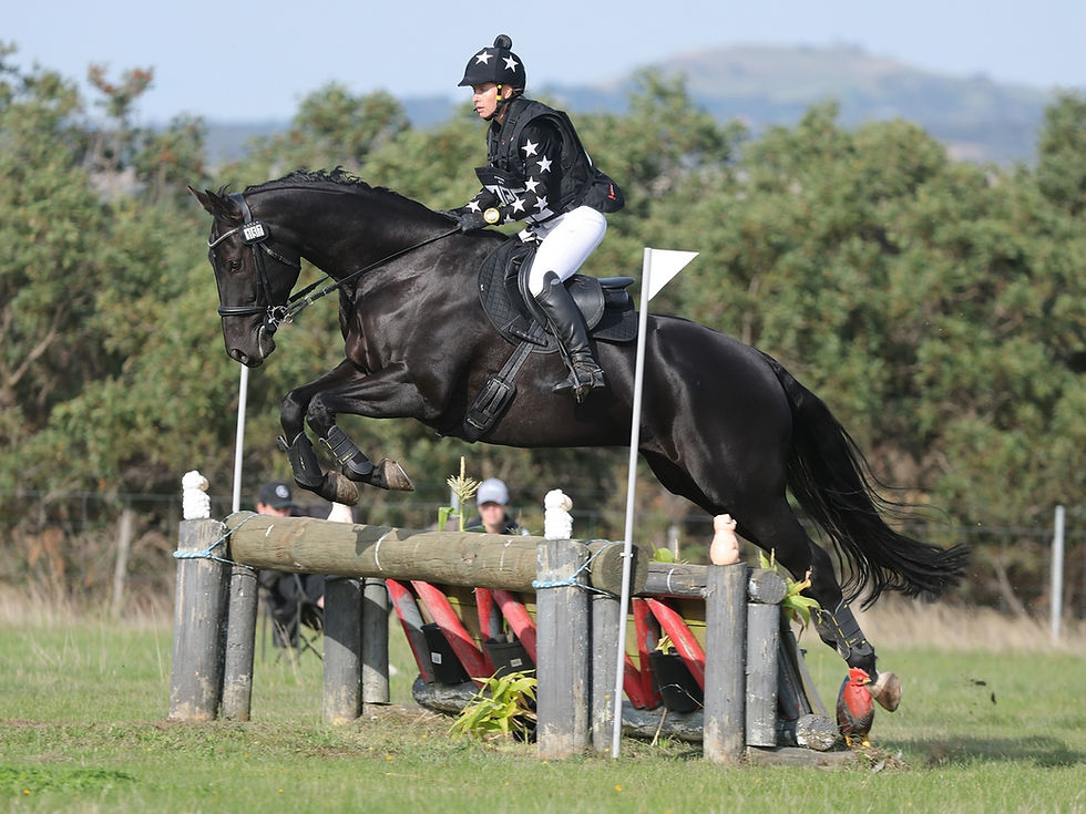 ABOVE: Stylish combination Meg Rac and WMC Grande Addition on their way to fourth in the open grade two. Picture: DEREK O’LEARY