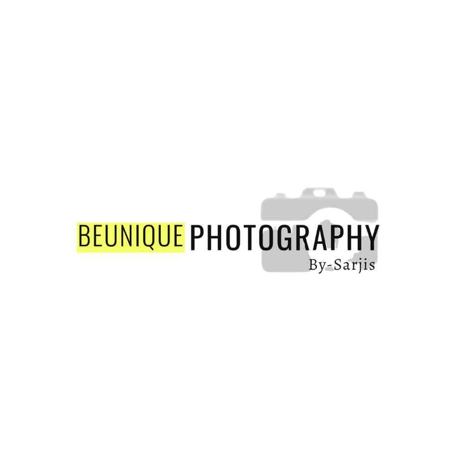 Black Gold Luxury Elegant Jewelry Logo.png