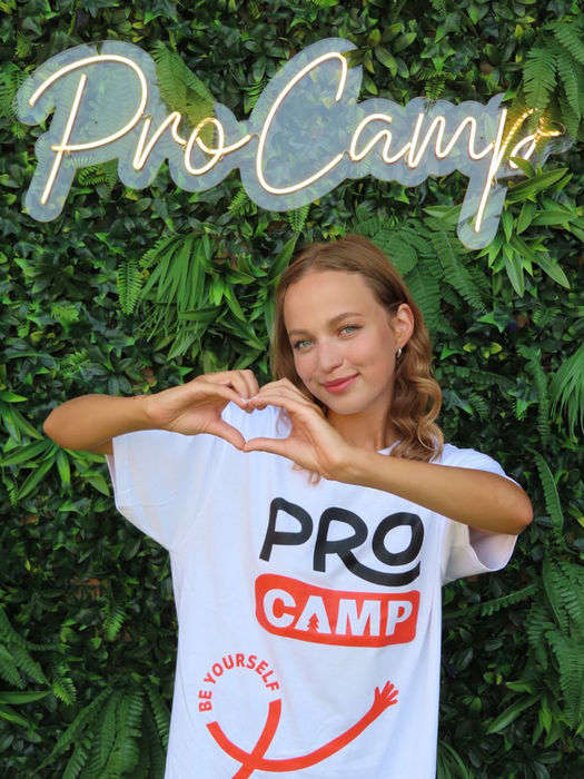 Карина - вожата дитячого табору ProCamp
