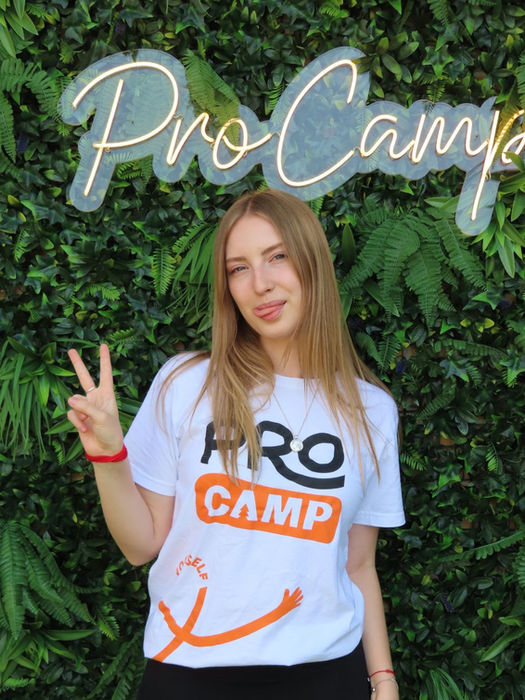 Валерія - адмін дитячого табору ProCamp