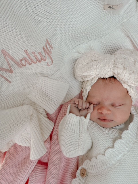 Thumbnail: Personalised Embroidered Scallop White Knit Cardigan