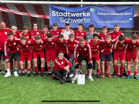 “Eine Ära geht zu Ende: Lucas Groth verabschiedet sich vom Jahrgang 2010 – Platz 2 bei den Stadtmeisterschaften als krönender Abschluss”