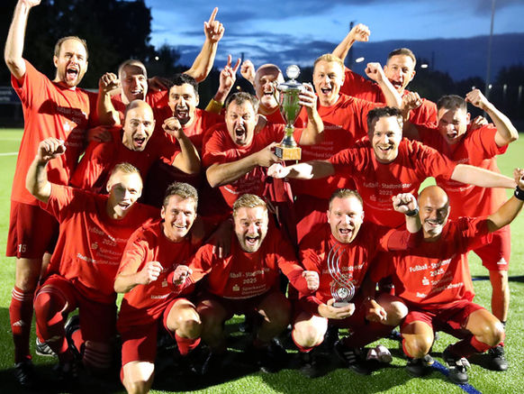 „Oldies on Fire: Geisecker SV holt sich den Stadtmeister-Titel der Alten Herren“