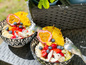 Energiebowl mit Buchweizen und Obst