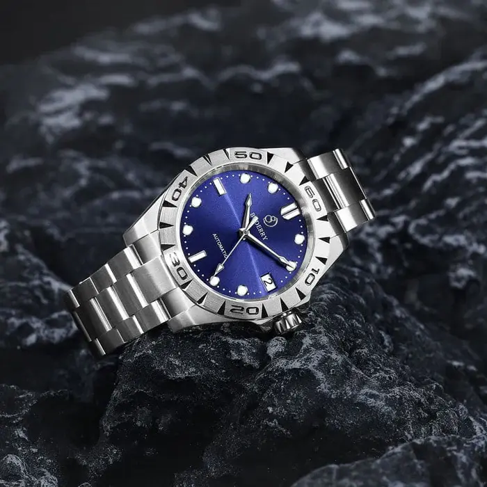 Miniatura: URBAN DATE(STEEL)- 3-Hand Hi-beat(28,800 bph) with 72 Hrs Power-reserve Au