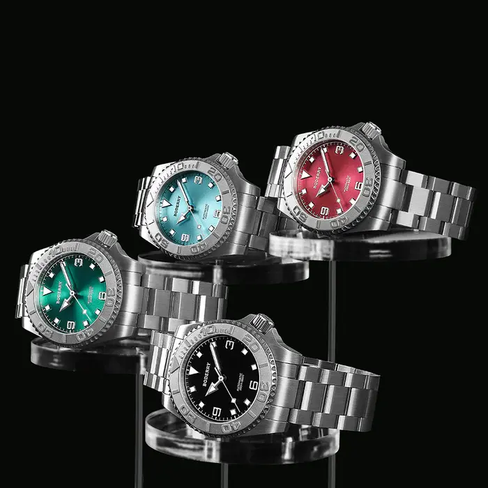 Miniatura: ADMIRAL 3-Hand No-Date - 200M Waterproof Titanium Automatic Diver Watch | Coral