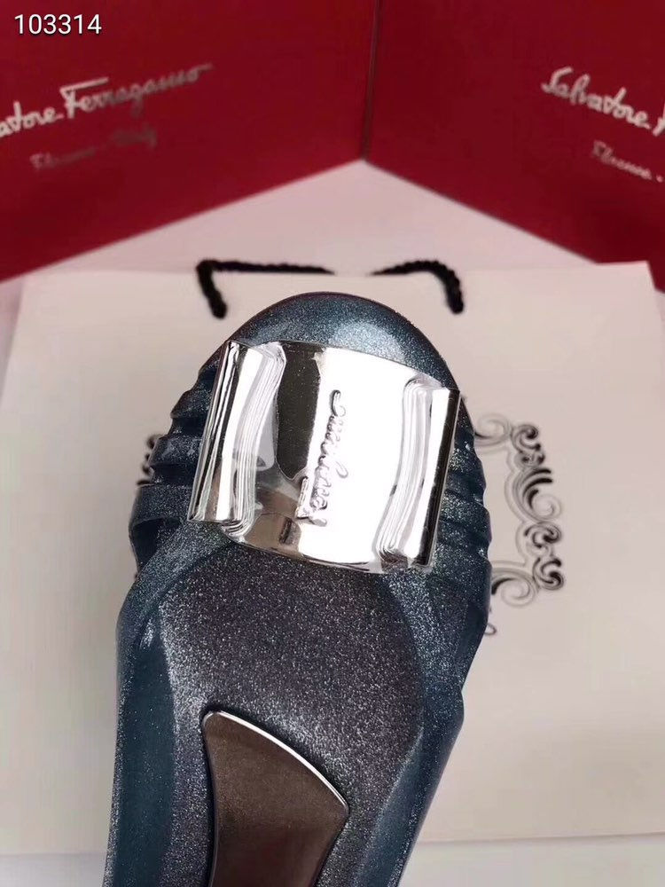 Thumbnail: Salvatore Ferragamo jelly shoes 
