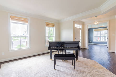 real_estate_WEB-9.jpg