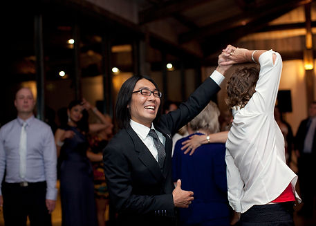 winery wedding dancing in Yarra Glen