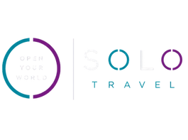 NAVY BACKROUND SOLO TRAVEL LOGO.png