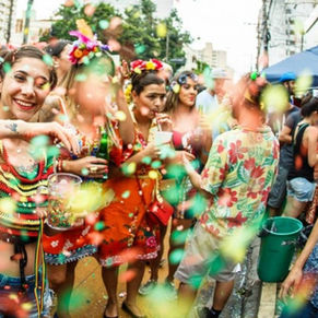 Tem carnaval no condomínio Rio 2 