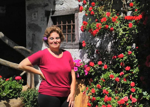 La professoressa Cristiana Fisogni in Val Brenta, in Trentino