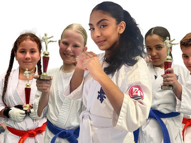 Zarah Sadhoe schittert in Tilburg – vijf podiumplaatsen voor Budokai Peek