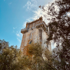 Torre de Menagem do Castelo de Beja, uma das mais altas de Portugal, com vista panorâmica da cidade e muralhas históricas.