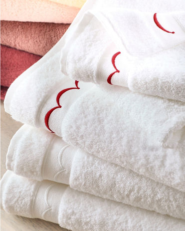 Signature Scallop Towel_closeup.jpeg