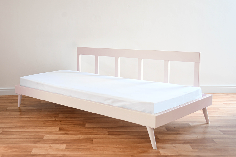 Miniatura: CAMA RETRÔ
