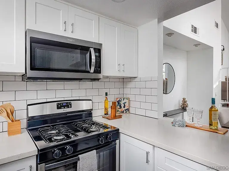 Kitchen styling and decor detail