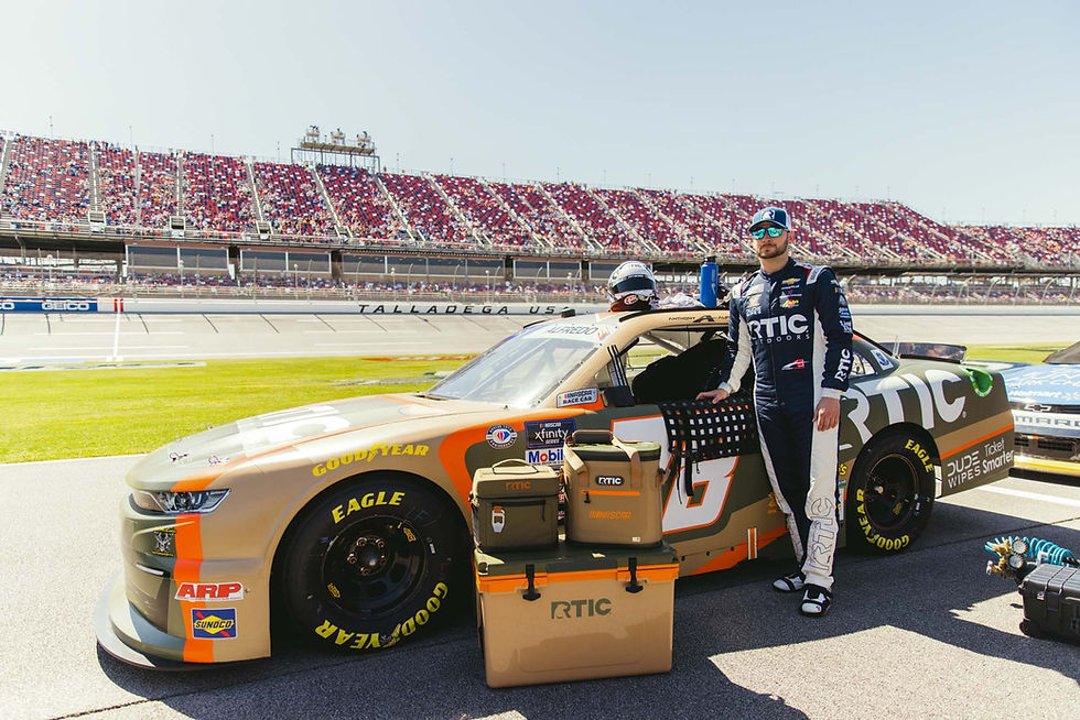 nascar1.jpg