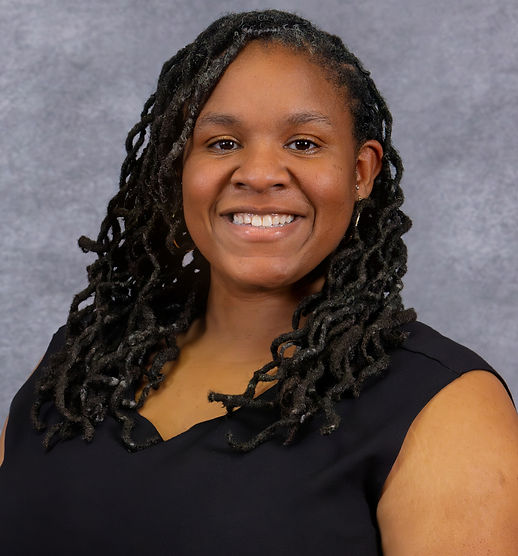 De'asia Ellis's-Headshot-800x800.jpg