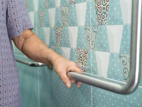 Different Types of Grab Bars and Their Uses